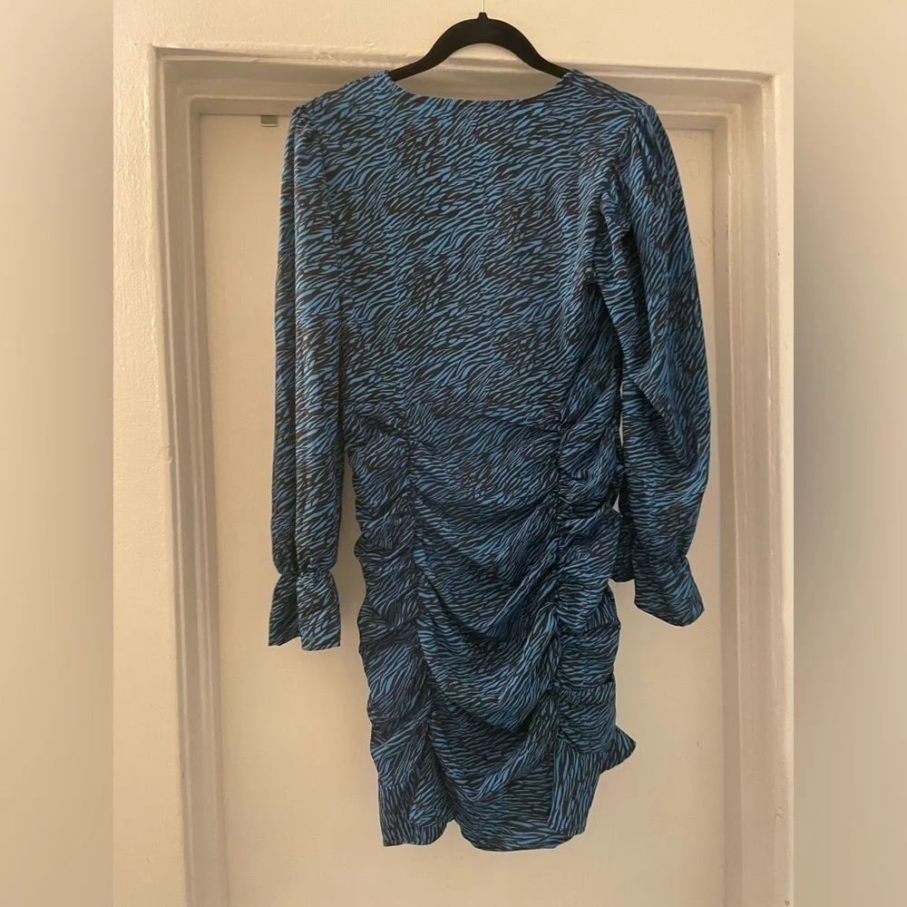 Blue animal print zebra scrunched long sleeve dress size‎ Medium